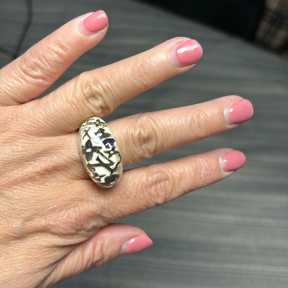 Louis Vuitton Silver Floral Dome Statement Ring